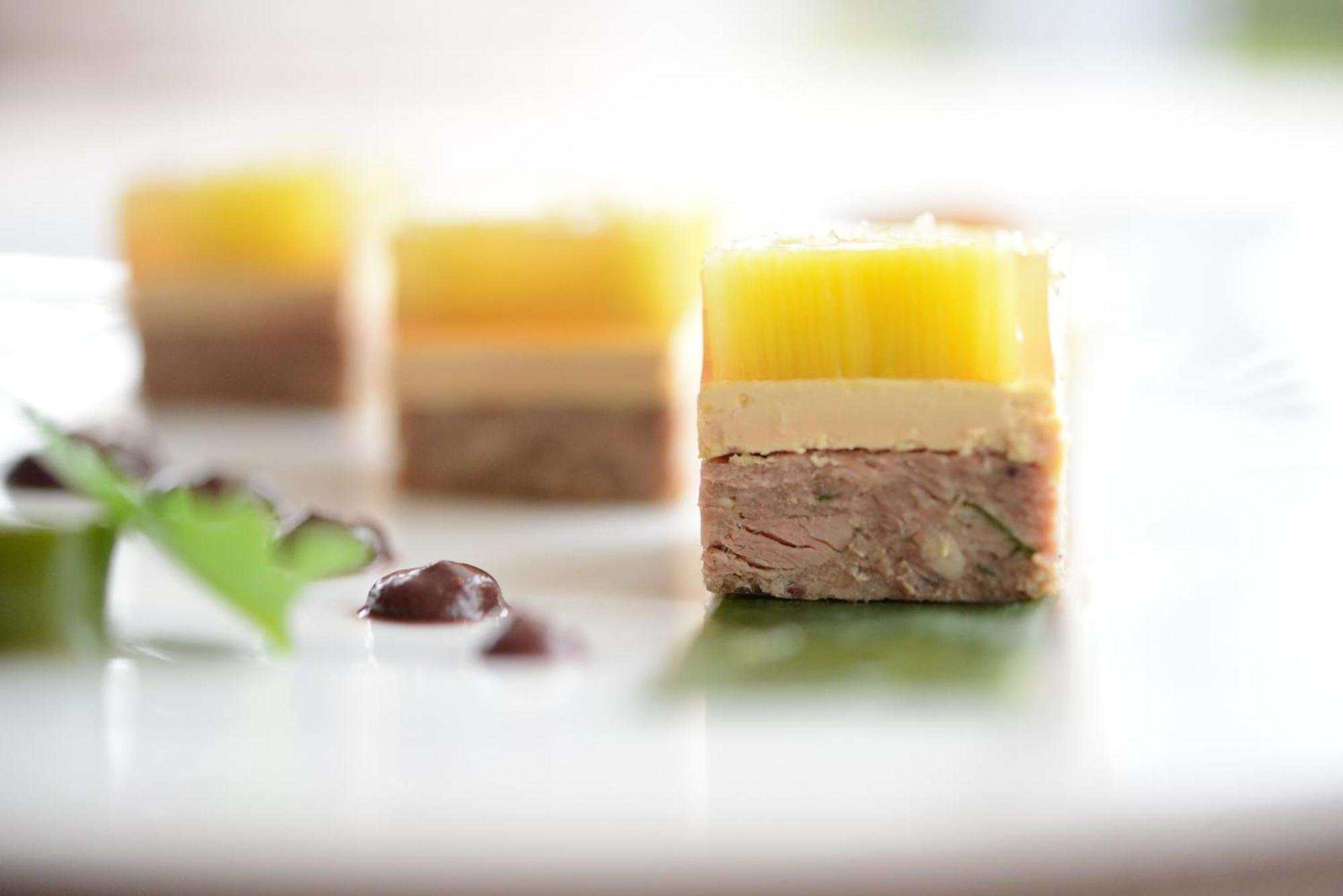 Chateau De Champlong Table Hotel **** Golf & Spa Villerest  Buitenkant foto